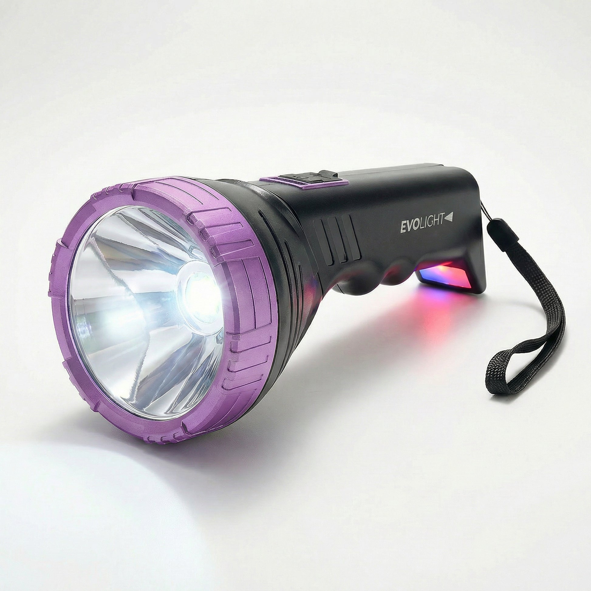 Rechargeable Flashlight with Power Bank | 800 Lumen Light Rechargeable Flashlight with Power Bank | 800 Lumen Light